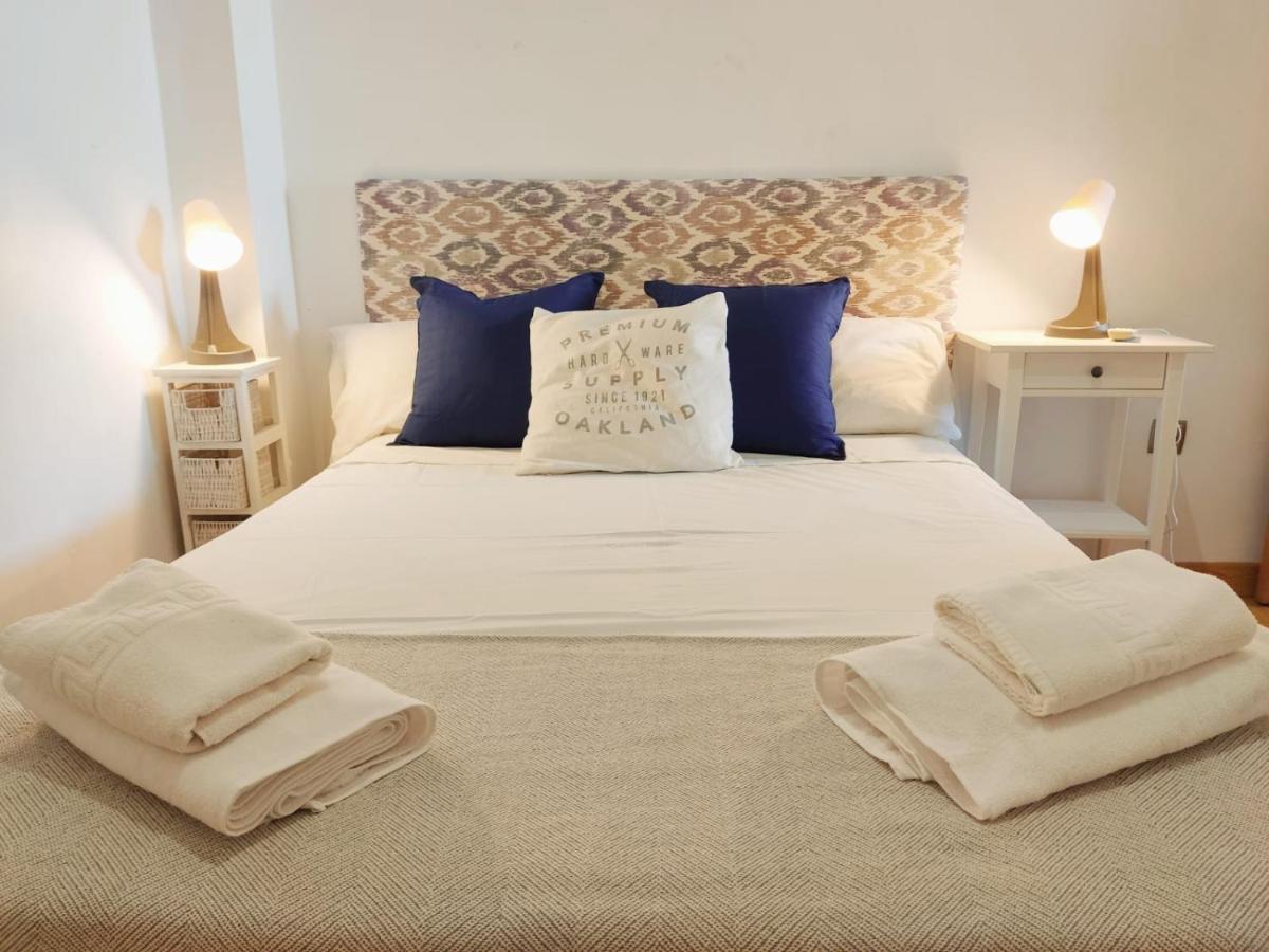 Homeyseville-Amazing Penthouse Giralda Views 8 Pax, Parking Optional Kültér fotó