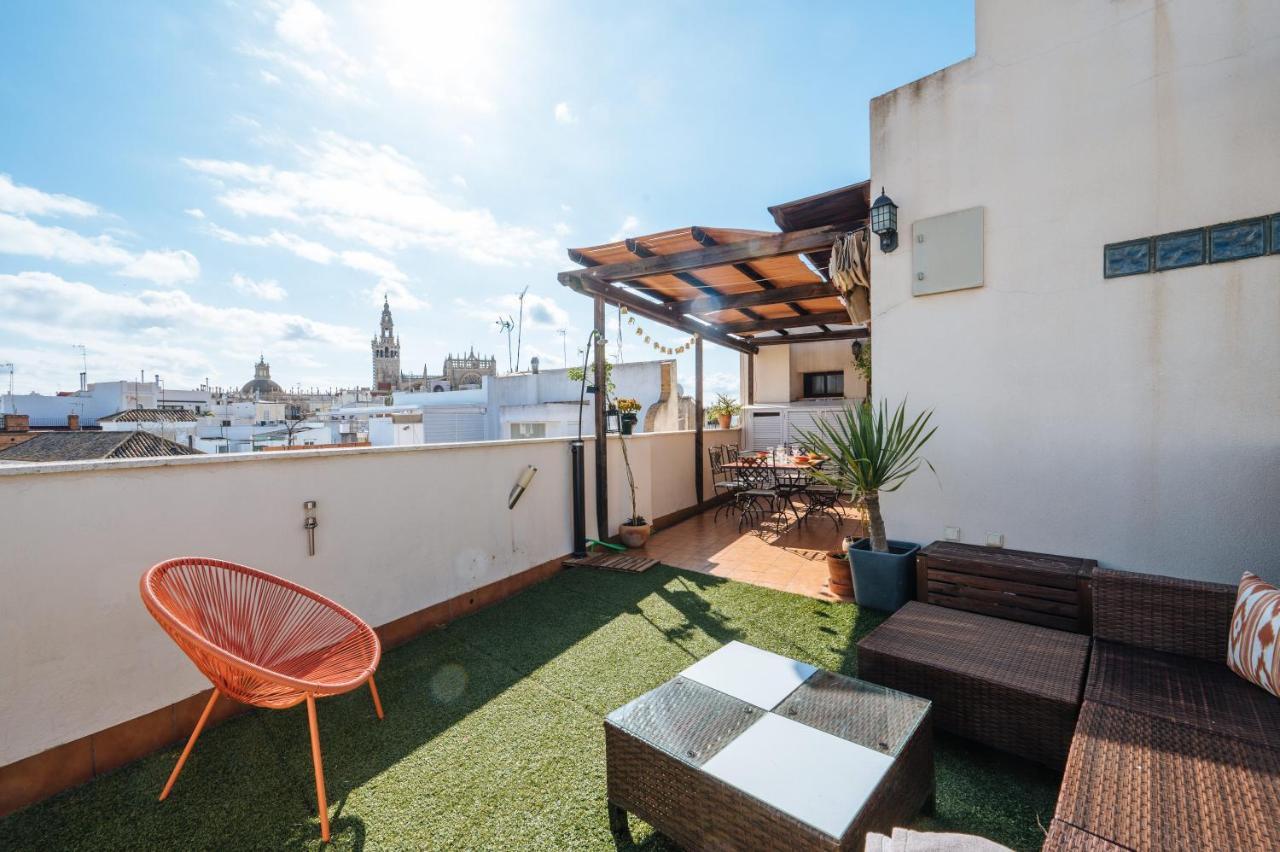 Homeyseville-Amazing Penthouse Giralda Views 8 Pax, Parking Optional Kültér fotó