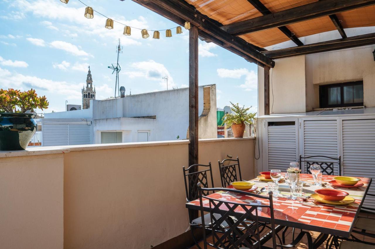 Homeyseville-Amazing Penthouse Giralda Views 8 Pax, Parking Optional Kültér fotó
