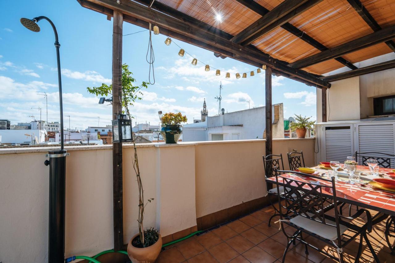 Homeyseville-Amazing Penthouse Giralda Views 8 Pax, Parking Optional Kültér fotó