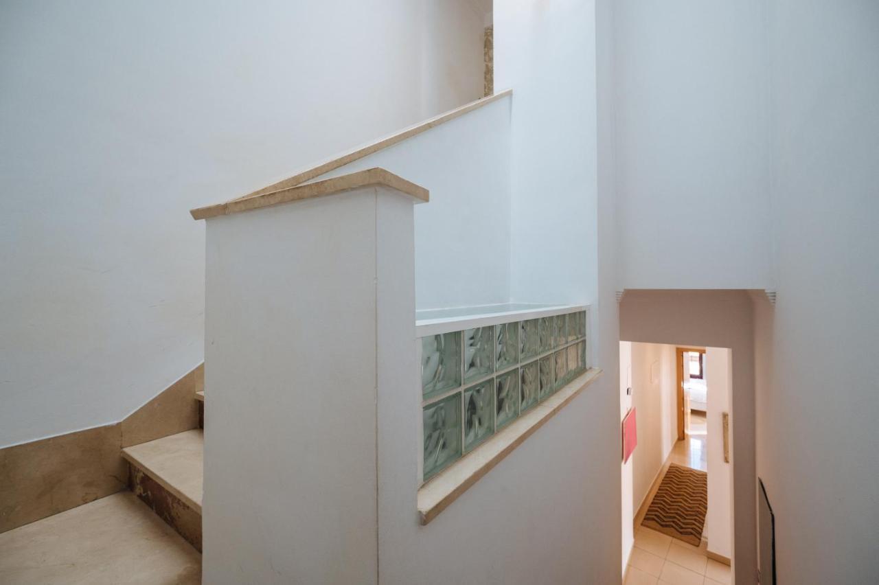 Homeyseville-Amazing Penthouse Giralda Views 8 Pax, Parking Optional Kültér fotó